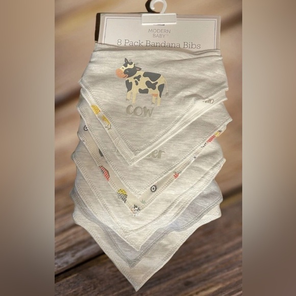 Modern Baby Other - Modern Baby 1 pack of 8 Bandana Bibs Assorted Prints /Solids New Farm Animals